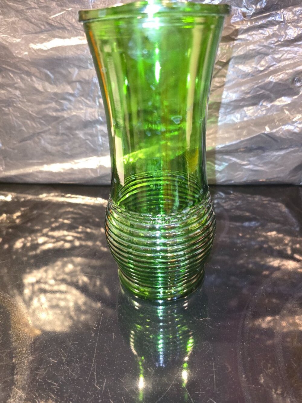 Vase Flower CFG Green Horizontal Ribbed Bouquet Ribbed Lip 8"tall Vintage